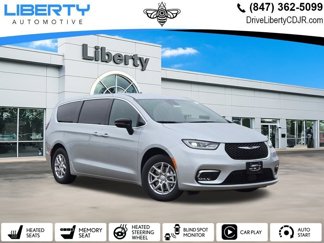New 2026 Chrysler Pacifica Select image 1