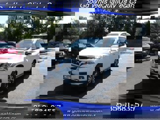 Used 2020 Nissan Pathfinder SV image 1