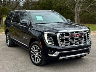 Used 2025 GMC Yukon XL Denali w/ Sun & Power Step Package image 1
