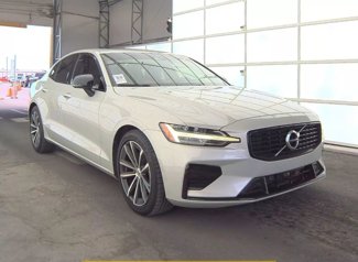 Used 2022 Volvo S60 B5 Momentum image 1