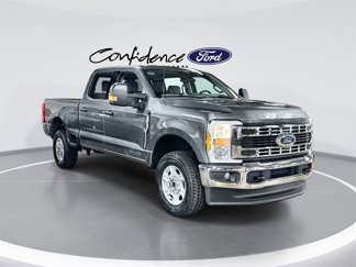 New 2025 Ford F250 XL w/ FX4 Off-Road Package image 1