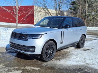 New 2025 Land Rover Range Rover SE image 1