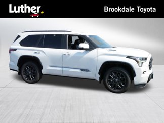 Certified 2025 Toyota Sequoia Platinum image 1