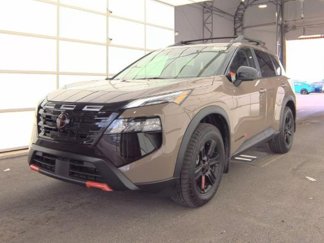 Used 2025 Nissan Rogue SV image 1
