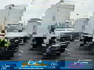 New 2025 Ford F550 2WD Regular Cab Super Duty image 1