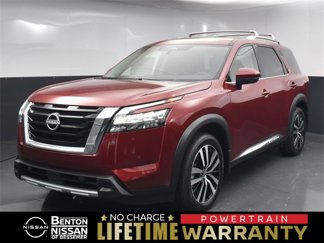 New 2025 Nissan Pathfinder Platinum image 1