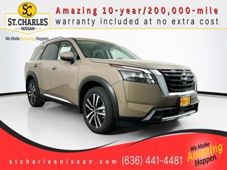 New 2025 Nissan Pathfinder Platinum image 1