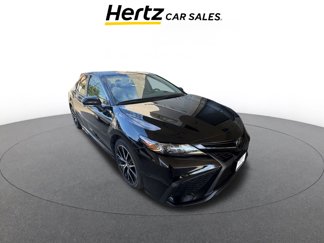 Used 2024 Toyota Camry SE image 1