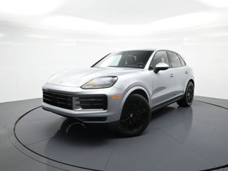 Used 2025 Porsche Cayenne image 1