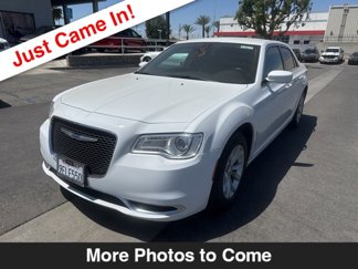 Used 2021 Chrysler 300 Touring image 1
