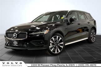 New 2025 Volvo V60 B5 Cross Country Ultra w/ Protection Package Premier image 1