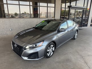 Used 2023 Nissan Altima 2.5 S image 1