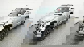 New 2025 Toyota Tundra Platinum image 1