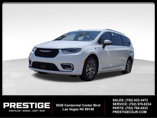 New 2025 Chrysler Pacifica Pinnacle image 1
