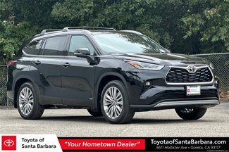 New 2025 Toyota Highlander Platinum image 1