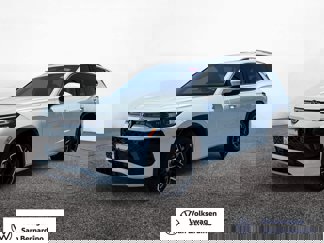 New 2025 Volkswagen Tiguan SEL R-Line image 1