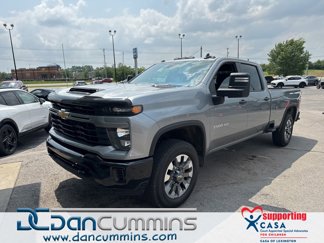 Used 2024 Chevrolet Silverado 2500 Custom w/ Custom Value Package image 1