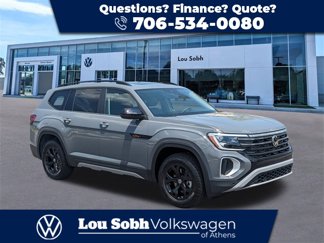 New 2025 Volkswagen Atlas Peak Edition SE image 1