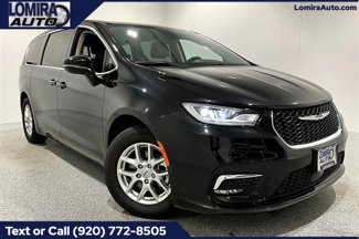 Used 2023 Chrysler Pacifica Touring-L image 1