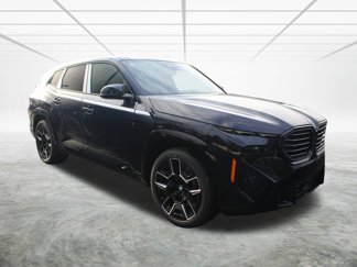 New 2025 BMW XM image 1