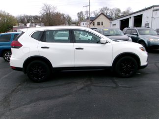 Used 2018 Nissan Rogue S image 1