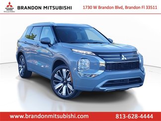 New 2025 Mitsubishi Outlander SEL image 1