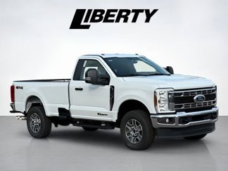 New 2025 Ford F250 XLT image 1