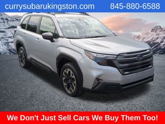Used 2025 Subaru Forester Premium image 1