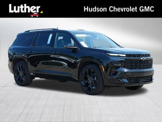 Certified 2024 Chevrolet Traverse RS w/ LPO, Floor Liner Package image 1