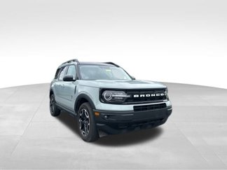Used 2023 Ford Bronco Sport Outer Banks w/ Tech Package image 1