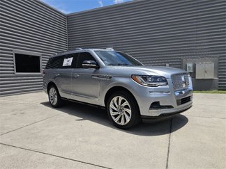New 2024 Lincoln Navigator Reserve image 1