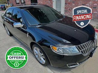Used 2010 Lincoln MKZ image 1