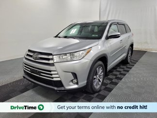 Used 2018 Toyota Highlander XLE image 1