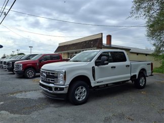 New 2025 Ford F250 XLT image 1