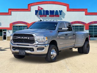 Used 2022 RAM 3500 Tradesman image 1