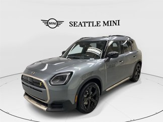 New 2025 MINI Cooper Countryman SE w/ Comfort Package Max image 1