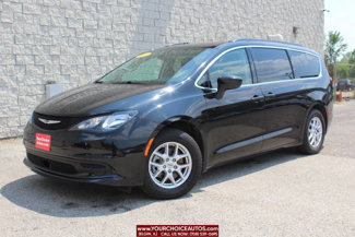 Used 2021 Chrysler Voyager Lxi image 1