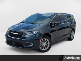 New 2025 Chrysler Pacifica Select image 1
