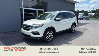 Used 2017 Honda Pilot Touring image 1