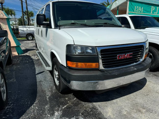 Used 2016 GMC Savana 2500 image 1