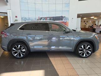 New 2025 Volkswagen Atlas Cross Sport SEL Premium R-Line image 1
