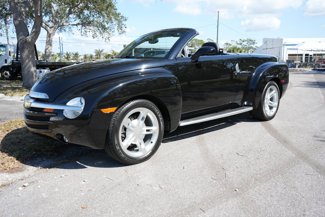 Used 2003 Chevrolet SSR w/ Preferred Equipment Group image 1