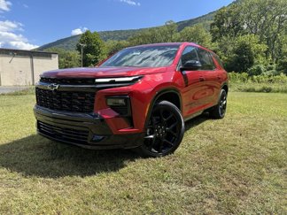 New 2026 Chevrolet Traverse RS w/ LPO, Floor Liner Package image 1