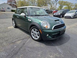 Used 2013 MINI Cooper S image 1