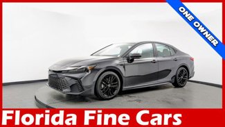 Used 2025 Toyota Camry SE video 1