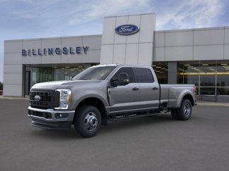 New 2025 Ford F350 4x4 Crew Cab DRW Super Duty image 1