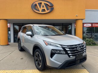 Used 2024 Nissan Rogue SV image 1