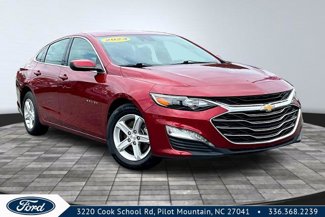 Used 2024 Chevrolet Malibu LT image 1