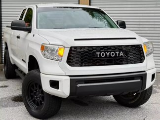 Used 2017 Toyota Tundra SR image 1