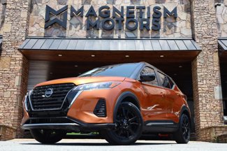 Used 2023 Nissan Kicks SR image 1